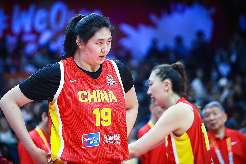 世界杯赔率-打完捷克，才搞懂中国女篮中锋状态不佳的原因，球迷：怀念黄思静
